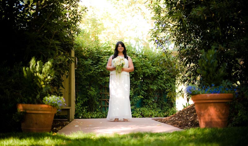 Etherial Glow on Bride waiting for the Ceremony