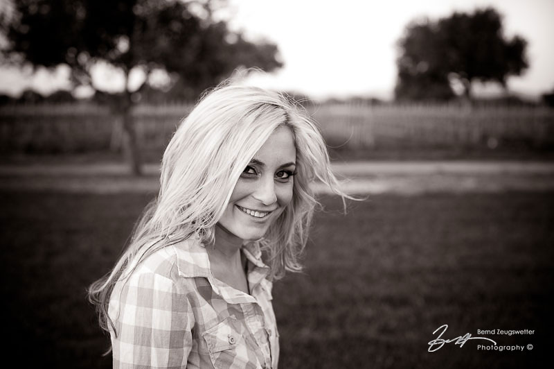 Portrait of Stephanie at a Santa Ynez vineyard.