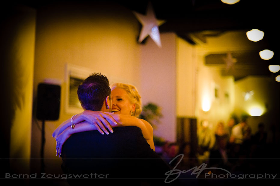 Wedding photography - couple's first dance, Sycamore Springs Resort