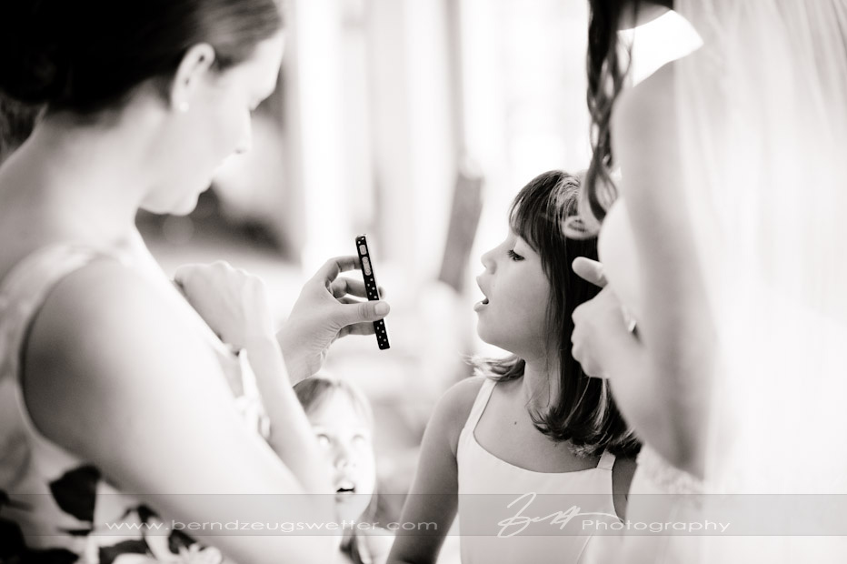 Girl, iphone, Wedding, Montecito.