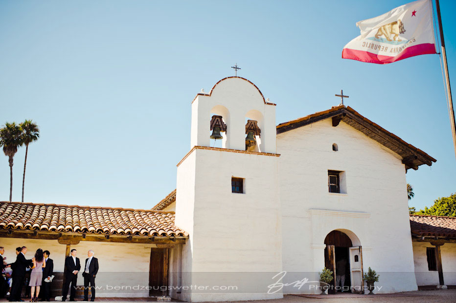 Wedding at El Presidio Chapel, Santa Barbara wedding photographer.